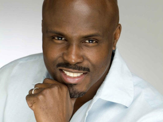 Author Solomon Jones (photo credit: Milton Perry) 