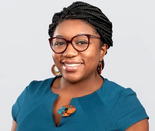 Deesha Dyer Author Photo