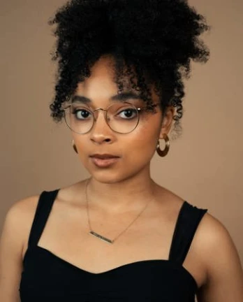 Taylor Cassidy Author Photo