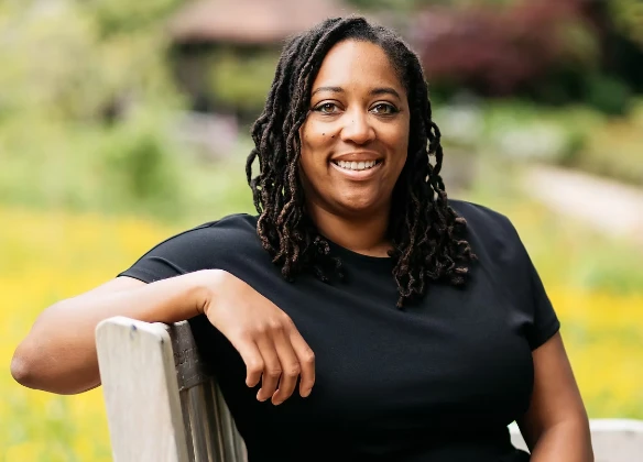Zoe B. Wallbrook Author Photo