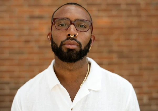 Joseph Earl Thomas Author Photo