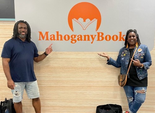 Photo of MahoganyBooks (Reagan National Airport)