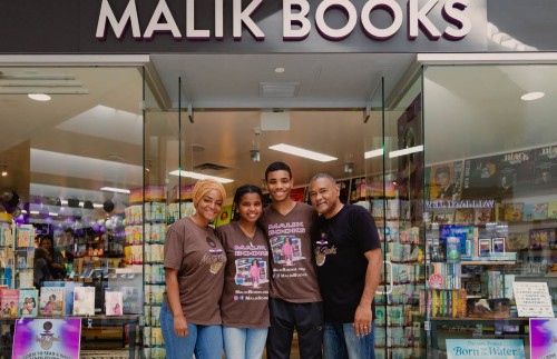 Photo of Malik Books (Culver City Mall) Photo of Malik Books (Culver City Mall)
