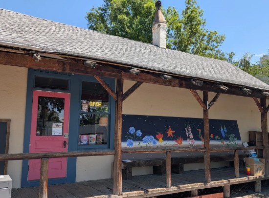 Photo of Bub’s Bookstore